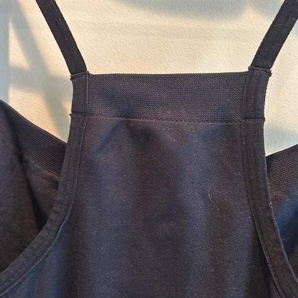 NWOT, Nux, women’s athletic cami, shelf bra, textured pattern - Picture 5 of 7